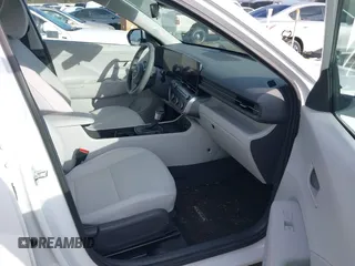 2024 Hyundai Kona SE with VIN KM8HA3ABXRU112114, listed as a IAAI auction lot 41640457 with 18,254 mi miles. Bid and sale history available at carsss.com. Image 5.