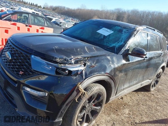 2020 Ford Explorer ST with VIN 1FM5K8GC1LGC05106, listed as a IAAI auction lot 41520613 with 40,447 mi miles. Bid and sale history available at carsss.com. Image 6.