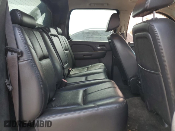 2007 Chevrolet Avalanche 3LT z VIN 3GNFK12307G322099, wystawiony jako Copart lot #57363775 z przebiegiem 249 515 mil mil oraz Czysty tytuł • Clean title. Historia ofert i sprzedaży dostępna na DreamBid. Obrazek 11.
