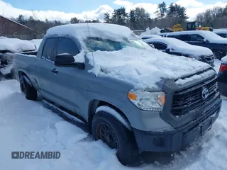 2014 Toyota Tundra 4WD Truck SR with VIN 5TFUM5F13EX051817, listed as a IAAI auction lot 41572338 with 138,459 mi miles. Bid and sale history available at carsss.com. Image 1.