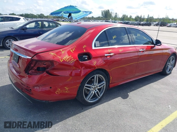 2020 Mercedes-Benz E 350 z VIN WDDZF8DB1LA747787, wystawiony jako IAAI lot #42310513 z przebiegiem 64 707 mil mil oraz . Historia ofert i sprzedaży dostępna na DreamBid. Obrazek 6.