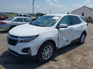 2024 Chevrolet Equinox LT z VIN 3GNAXUEG9RL100196, wystawiony jako IAAI lot #42479969 z przebiegiem 23 585 mil mil oraz . Historia ofert i sprzedaży dostępna na DreamBid. Obrazek 2.