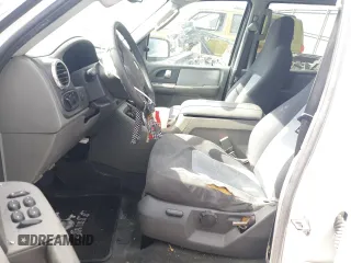 2004 Ford Expedition Special Service z VIN 1FMPU15L74LA89058, wystawiony jako Copart lot #53175585 z przebiegiem 242 560 mil mil oraz Nie do naprawy • Non repairable. Historia ofert i sprzedaży dostępna na DreamBid. Obrazek 7.
