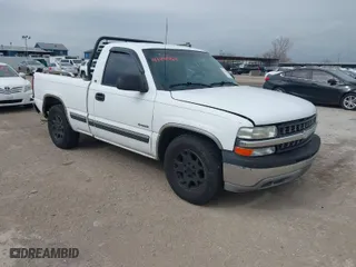 2000 Chevrolet Silverado 1500 with VIN 1GCEC14W7YZ128535, listed as a IAAI auction lot 41491464 with 244,344 mi miles. Bid and sale history available at carsss.com. Image 1.