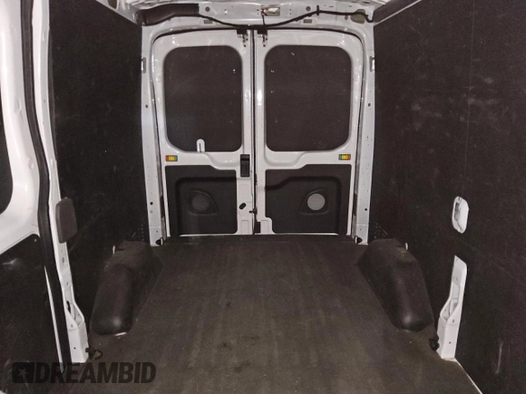 2023 Ford Transit Cargo with VIN 1FTBR2C88PKB34880, listed as a Copart auction lot 43930185 with 31,087 mi miles and Clean title. Bid and sale history available at DreamBid. Image 10.
