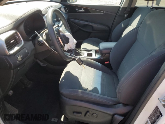 2019 Kia Sorento LX V6 with VIN 5XYPGDA52KG471088, listed as a Copart auction lot 52947275 with 95,327 mi miles and Salvage Title. Bid and sale history available at carsss.com. Image 7.
