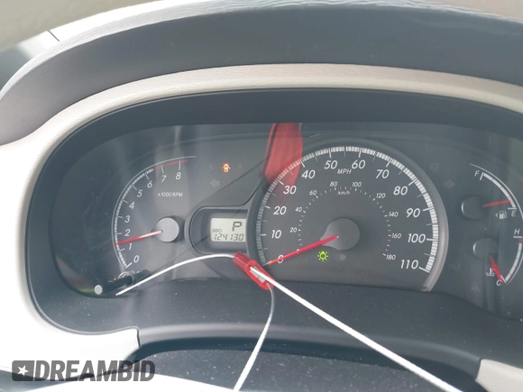 2014 Toyota Sienna LE AAS z VIN 5TDKK3DC2ES519967, wystawiony jako IAAI lot #41863397 z przebiegiem 124 130 mil mil oraz . Historia ofert i sprzedaży dostępna na DreamBid. Obrazek 7.