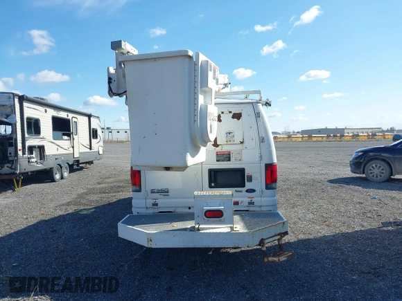 2012 Ford Econoline Cargo Super Duty Commercial with VIN 1FTSE3EL5CDB22042, listed as a IAAI auction lot 41950506 with 157,363 mi miles. Bid and sale history available at carsss.com. Image 16.