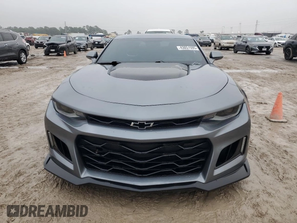 2021 Chevrolet Camaro ZL1 with VIN 1G1FJ1R61M0140058, listed as a Copart auction lot 43051595 with 29,896 mi miles and Clean Title. Bid and sale history available at carsss.com. Image 5.