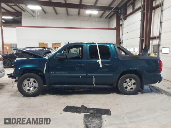 2007 Chevrolet Avalanche LTZ with VIN 3GNFK12357G128703, listed as a IAAI auction lot 41211475 with Not Provided miles and . Bid and sale history available at DreamBid. Image 13.