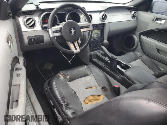 2007 Ford Mustang GT Deluxe with VIN 1ZVFT85H275365353, listed as a Copart auction lot 42509375 with 154,153 mi miles and Salvage Title. Bid and sale history available at DreamBid. Image 8.