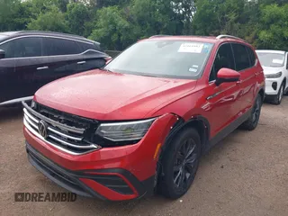 2022 Volkswagen Tiguan SE with VIN 3VV3B7AX7NM170227, listed as a IAAI auction lot 42161892 with 37,092 mi miles and . Bid and sale history available at DreamBid. Image 2.
