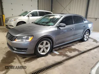 2012 Volkswagen Passat SE z VIN 1VWBP7A39CC080551, wystawiony jako Copart lot #57606895 z przebiegiem 154 965 mil mil oraz Czysty tytuł • Clean title. Historia ofert i sprzedaży dostępna na DreamBid. Obrazek 1.