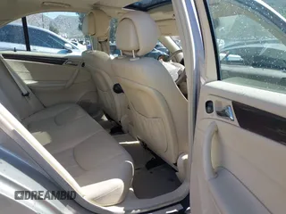 2007 Mercedes-Benz C 280 Luxury with VIN WDBRF54H67A930085, listed as a IAAI auction lot 41972926 with 92,775 mi miles and . Bid and sale history available at DreamBid. Image 8.
