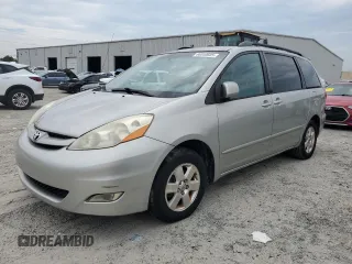 2012 Toyota Sienna XLE AAS с VIN 5TDYK3DC6CS275537, выставлен на аукционе Copart как лот 66040605 с пробегом 135 148 миль миль и Чистый • Clean title. История ставок и продаж доступна на DreamBid. Изображение 1.