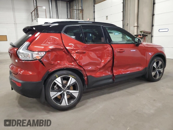 2021 Volvo XC40 with VIN YV4ED3UR8M2529871, listed as a Copart auction lot 57584345 with 35,609 mi miles and Salvage title. Bid and sale history available at DreamBid. Image 3.