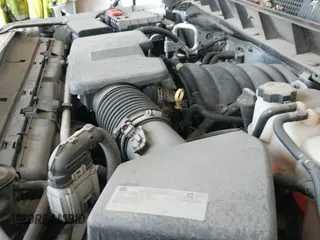 2020 Chevrolet Silverado 1500 Work Truck z VIN 1GCRYAEH9LZ203926, wystawiony jako IAAI lot #42236550 z przebiegiem 56 698 mil mil oraz . Historia ofert i sprzedaży dostępna na DreamBid. Obrazek 20.