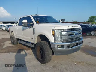 2018 Ford F-250 XL with VIN 1FT7W2BT2JEB88489, listed as a IAAI auction lot 42669977 with 164,618 mi miles and . Bid and sale history available at DreamBid. Image 1.