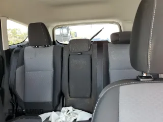2017 Ford Escape SE z VIN 1FMCU0GDXHUE91333, wystawiony jako Copart lot #44536055 z przebiegiem Nie podano mil oraz Nie do naprawy • Non repairable. Historia ofert i sprzedaży dostępna na DreamBid. Obrazek 10.