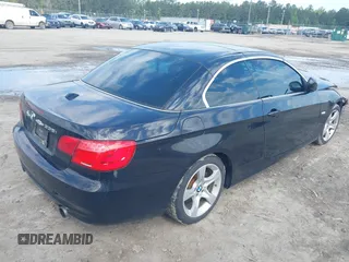 2012 BMW 3 Series 335i z VIN WBADX7C53CE745214, wystawiony jako IAAI lot #42002779 z przebiegiem 124 464 mil mil oraz . Historia ofert i sprzedaży dostępna na DreamBid. Obrazek 4.