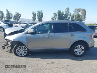 2008 Ford Edge SEL z VIN 2FMDK38C28BA91001, wystawiony jako IAAI lot #42273500 z przebiegiem 179 829 mil mil oraz . Historia ofert i sprzedaży dostępna na DreamBid. Obrazek 15.