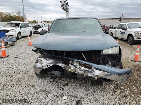 2007 Chevrolet Silverado 1500 Classic LT2 with VIN 2GCEC13ZX71176436, listed as a Copart auction lot 77183414 with 151,991 mi miles and Salvage Title. Bid and sale history available at carsss.com. Image 5.