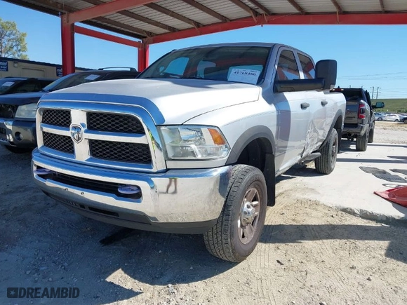 2014 Ram 2500 Tradesman with VIN 3C6UR5CJ2EG322271, listed as a IAAI auction lot 41768480 with 86,400 mi miles. Bid and sale history available at carsss.com. Image 2.