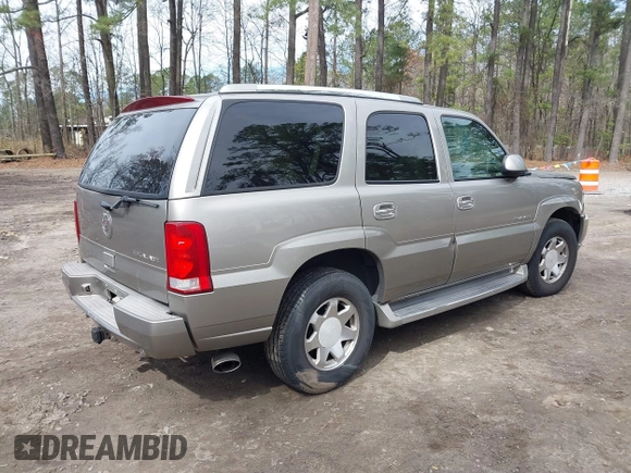 2002 Cadillac Escalade z VIN 1GYEK63N52R236906, wystawiony jako IAAI lot #41877028 z przebiegiem 185 348 mil mil oraz . Historia ofert i sprzedaży dostępna na DreamBid. Obrazek 4.
