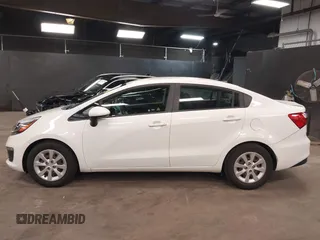 2016 Kia Rio LX with VIN KNADM4A38G6647353, listed as a IAAI auction lot 41822464 with 88,801 mi miles. Bid and sale history available at carsss.com. Image 14.