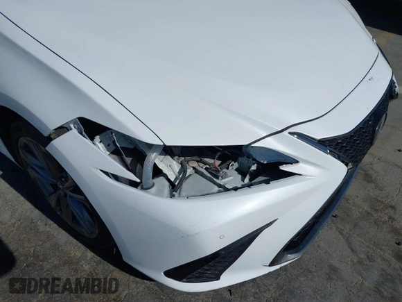 2019 Lexus ES 350 with VIN 58ABZ1B1XKU043349, listed as a IAAI auction lot 42272317 with 90,182 mi miles and . Bid and sale history available at DreamBid. Image 6.