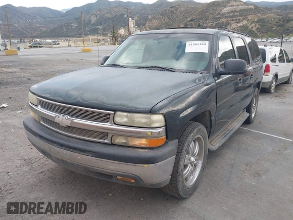 2003 Chevrolet Suburban LS with VIN 1GNEC16T13J250647, listed as a IAAI auction lot 41901480 with 225,335 mi miles and . Bid and sale history available at DreamBid. Image 2.