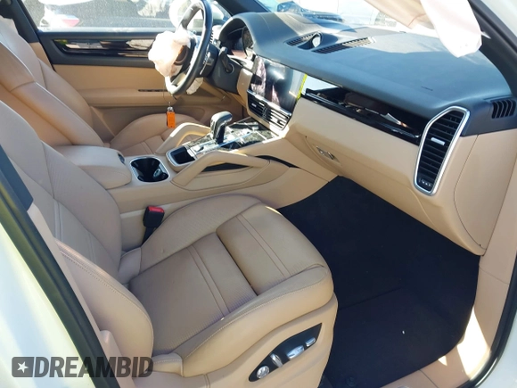 2020 Porsche Cayenne S z VIN WP1AB2AY9LDA28759, wystawiony jako IAAI lot #41832815 z przebiegiem Nie podano mil oraz . Historia ofert i sprzedaży dostępna na DreamBid. Obrazek 5.