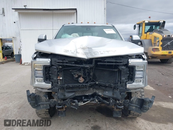 2018 Ford Super Duty F-250 SRW XL with VIN 1FT7W2BT1JEC54725, listed as a IAAI auction lot 41686825 with 50,756 mi miles. Bid and sale history available at carsss.com. Image 13.