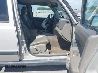 2007 Jeep Commander Sport с VIN 1J8HG48P37C560006, выставлен на аукционе IAAI как лот 42558974 с пробегом 223 413 миль миль и . История ставок и продаж доступна на DreamBid. Изображение 5.