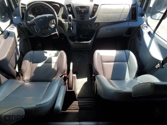2016 Ford Transit XL z VIN 1FBZX2CM0GKA52129, wystawiony jako Copart lot #49789595 z przebiegiem 265 391 mil mil oraz Szkoda całkowita • Salvage title. Historia ofert i sprzedaży dostępna na DreamBid. Obrazek 8.