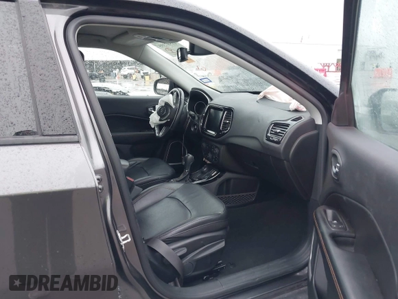 2021 Jeep Compass Limited with VIN 3C4NJDCB5MT596447, listed as a IAAI auction lot 41597395 with 70,203 mi miles and . Bid and sale history available at carsss.com. Image 5.