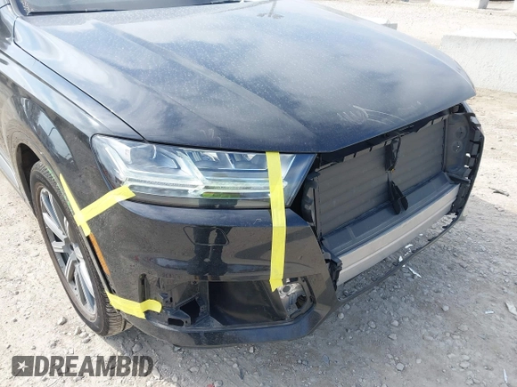 2019 Audi Q7 Premium Plus z VIN WA1LAAF71KD000972, wystawiony jako IAAI lot #42009446 z przebiegiem 37 237 mil mil oraz . Historia ofert i sprzedaży dostępna na DreamBid. Obrazek 17.