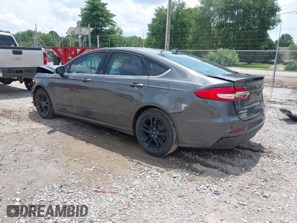 2020 Ford Fusion SE z VIN 3FA6P0HD6LR160147, wystawiony jako IAAI lot #42499983 z przebiegiem 73 971 mil mil oraz . Historia ofert i sprzedaży dostępna na DreamBid. Obrazek 3.