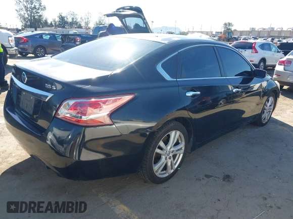 2013 Nissan Altima SV with VIN 1N4BL3APXDN442182, listed as a IAAI auction lot 41840904 with 113,032 mi miles and . Bid and sale history available at DreamBid. Image 4.