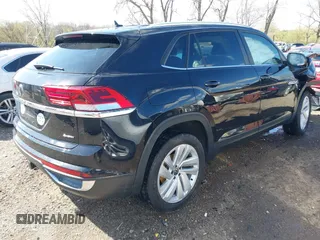 2023 Volkswagen Atlas SE z VIN 1V2HE2CA4PC209916, wystawiony jako IAAI lot #41957199 z przebiegiem 24 799 mil mil oraz . Historia ofert i sprzedaży dostępna na DreamBid. Obrazek 4.
