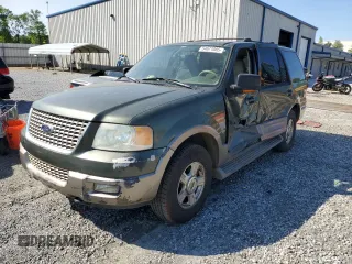 2003 Ford Expedition Eddie Bauer z VIN 1FMFU18L23LC21326, wystawiony jako Copart lot #54671085 z przebiegiem 186 518 mil mil oraz Szkody całkowita. Historia ofert i sprzedaży dostępna na DreamBid. Obrazek 1.