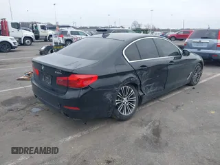 2019 BMW 5 Series 530i xDrive with VIN WBAJA7C51KWW26798, listed as a IAAI auction lot 41320980 with 65,865 mi miles. Bid and sale history available at carsss.com. Image 4.