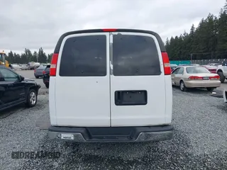 2007 Chevrolet Express Passenger z VIN 1GAHG39U671193189, wystawiony jako IAAI lot #42245925 z przebiegiem 234 555 mil mil oraz . Historia ofert i sprzedaży dostępna na DreamBid. Obrazek 16.