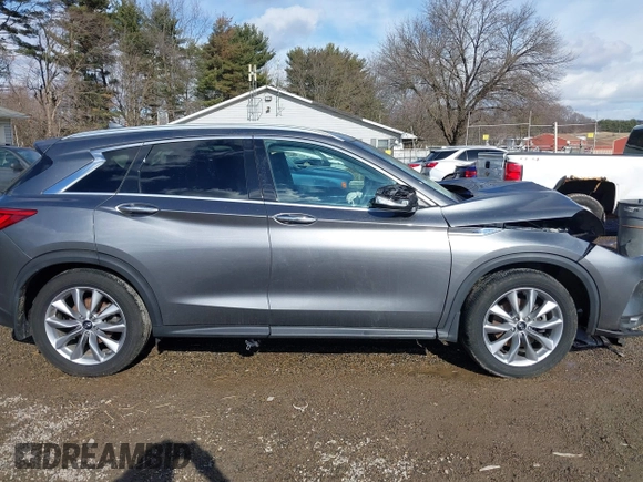 2020 Infiniti QX50 Luxe z VIN 3PCAJ5M38LF112019, wystawiony jako IAAI lot #41395539 z przebiegiem 35 908 mil mil oraz . Historia ofert i sprzedaży dostępna na DreamBid. Obrazek 14.