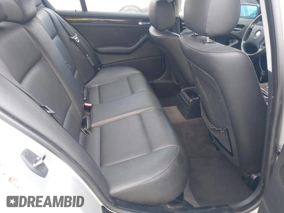 2005 BMW 3 Series 325i with VIN WBAAZ33485KP91350, listed as a IAAI auction lot 41536220 with 153,894 mi miles and . Bid and sale history available at DreamBid. Image 8.