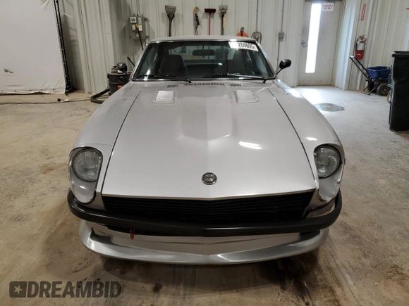 1977 Datsun 280ZX z VIN HLS30385475, wystawiony jako Copart lot #53284695 z przebiegiem 92 912 mil mil oraz Tytuł czysty. Historia ofert i sprzedaży dostępna na DreamBid. Obrazek 5.