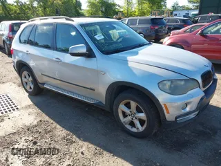 2008 BMW X5 3.0si z VIN 5UXFE43588L033198, wystawiony jako IAAI lot #42305048 z przebiegiem Nie podano mil oraz . Historia ofert i sprzedaży dostępna na DreamBid. Obrazek 1.