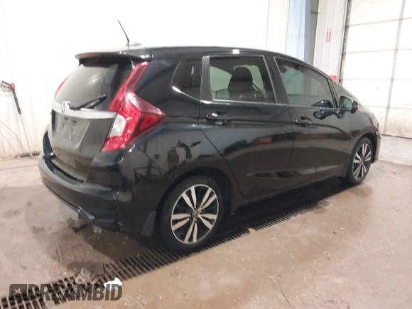 2018 Honda Fit EX-L with VIN 3HGGK5H92JM724068, listed as a IAAI auction lot 41677463 with 69,467 mi miles. Bid and sale history available at carsss.com. Image 4.