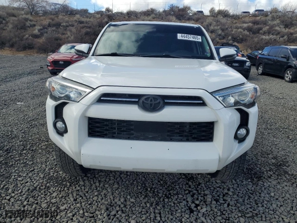 2020 Toyota 4Runner SR5 with VIN JTEBU5JR9L5778002, listed as a Copart auction lot 44457465 with 92,025 mi miles and Salvage Title. Bid and sale history available at carsss.com. Image 5.