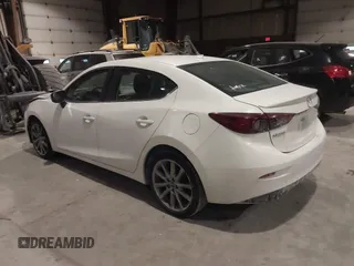 2018 Mazda 3 Touring z VIN 3MZBN1V32JM188650, wystawiony jako IAAI lot #41428819 z przebiegiem 225 611 mil mil oraz . Historia ofert i sprzedaży dostępna na DreamBid. Obrazek 3.